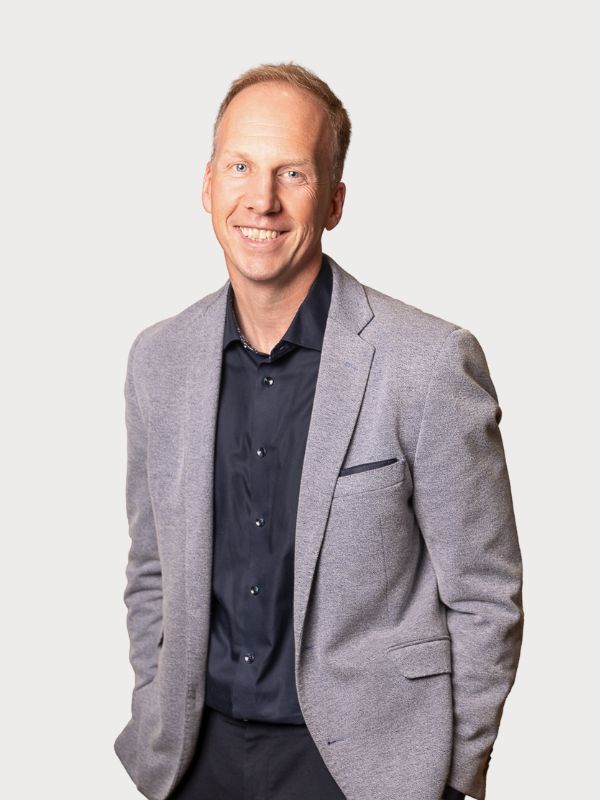 Photo of Bryan Stewart